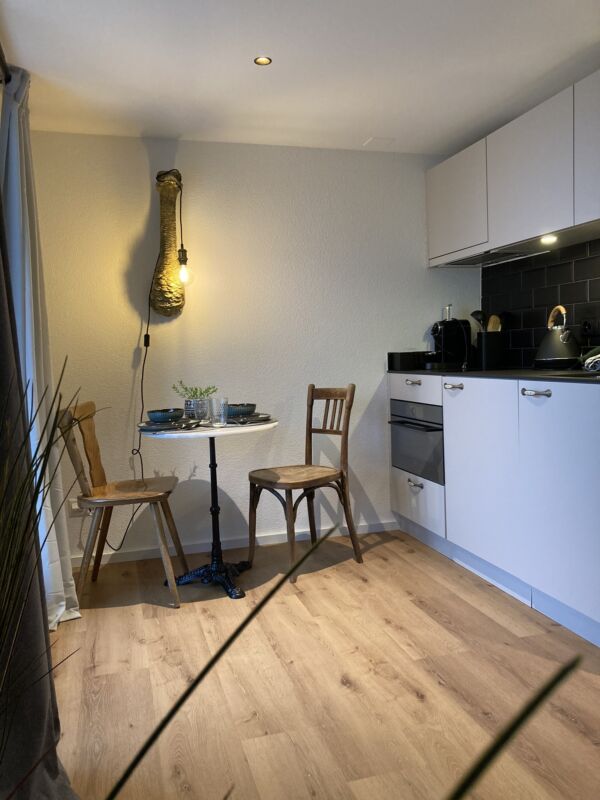 Apartment 201 6